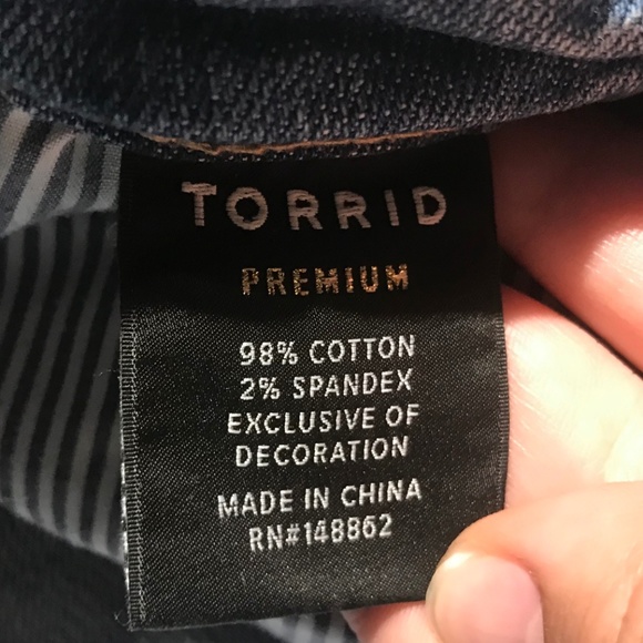 Torrid | Floral Embroidered Boyfriend Jeans Size16 - Picture 6 of 8